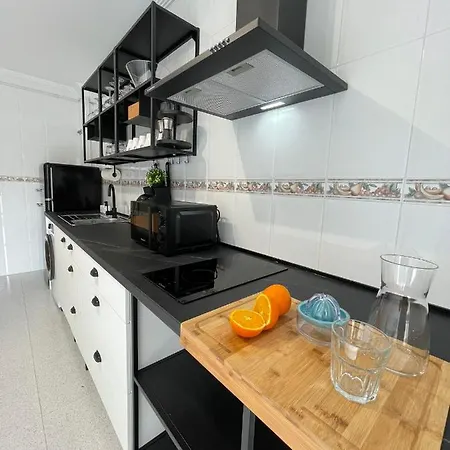 Key House * La Guardia